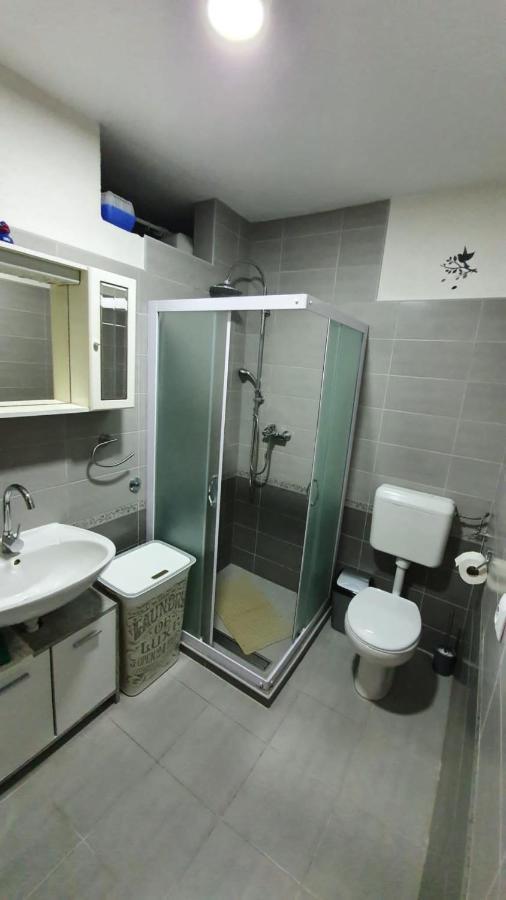 Apartment Miro Каштела Екстер'єр фото